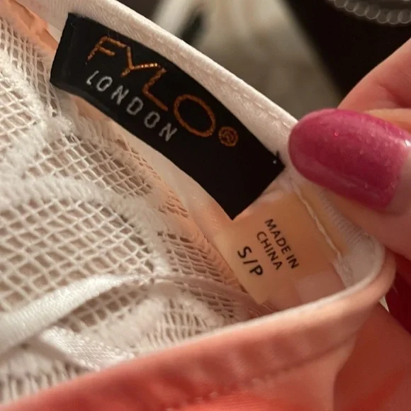 FYLO London top bright orange 🍊 and multi colored top - Picture 8 of 13